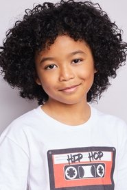 Riley Looc portrait