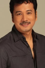 Simon Ibarra portrait