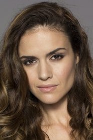 Lisa Marcos portrait