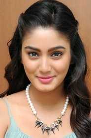 Sana Makbul portrait