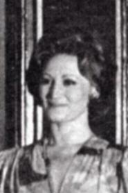 Eudósia Acuña portrait