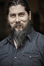 Kalle Hennie portrait