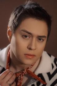 Enrique Gil portrait