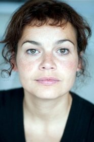 Aurélie Vérillon portrait