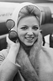 Thea Fleming portrait