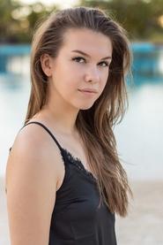 Tia Furst portrait