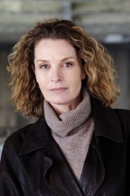 Isabelle Renauld portrait