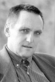 Erik Ruus portrait