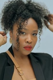 Ariane Souza portrait