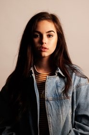 Maggie Lindemann portrait