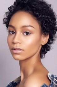 Laurissa Romain portrait