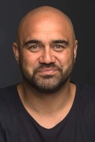 Grant Roa portrait