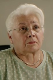Ülkü Toplar portrait