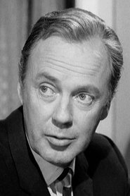 Derek Farr portrait