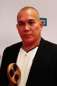 Richard Manabat portrait