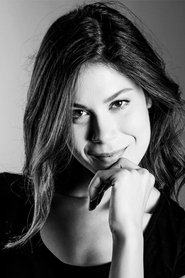 Oya Ünal portrait