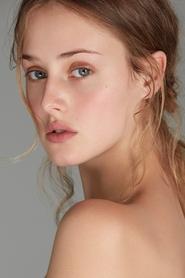 Anna van Patten portrait