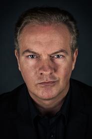 Simon Weir portrait