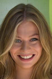 Zoë Straub portrait