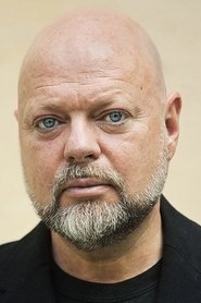 Peter LeMarc portrait