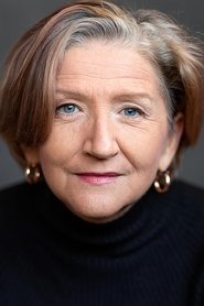 Fiona Stewart portrait