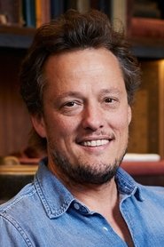 Nathan Barr portrait