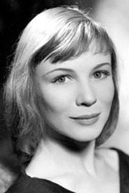 Frances Hyland portrait