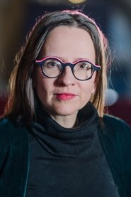 Eva Kübar portrait