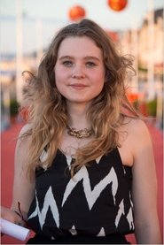Liv Henneguier portrait