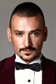 Şenol İpek portrait