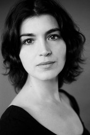 Claire Garvey portrait
