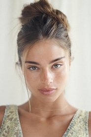 Noa Kirel portrait