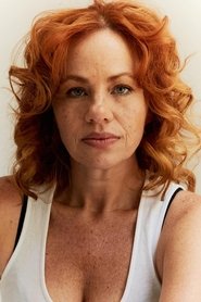 Karine Teles portrait