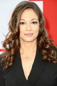 Erin Simms portrait
