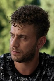 ilkşans Tan portrait
