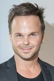 Lauri Ylönen portrait