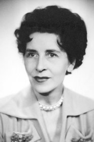 Ella Hval portrait