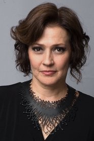 Cláudia Assunção portrait