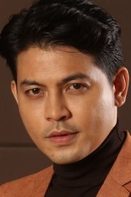 Izzue Islam portrait