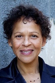 Nicole Dogué portrait