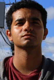 Yago Valões portrait