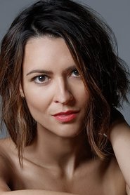 Elle LaMont portrait