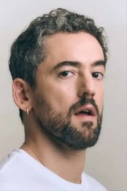 Luis Gerardo Méndez portrait