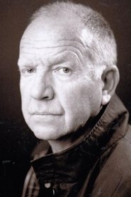 Tom Chadbon portrait