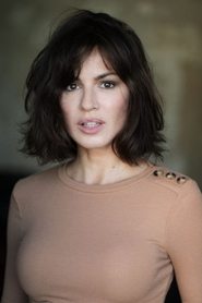 Natalia Avelon portrait