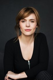 Alexa-Jeanne Dubé portrait