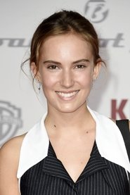Tara Fischer portrait