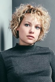 Julia Franz Richter portrait
