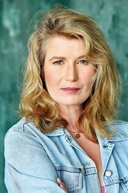 Nina Franoszek portrait