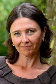 Noni Lewis portrait